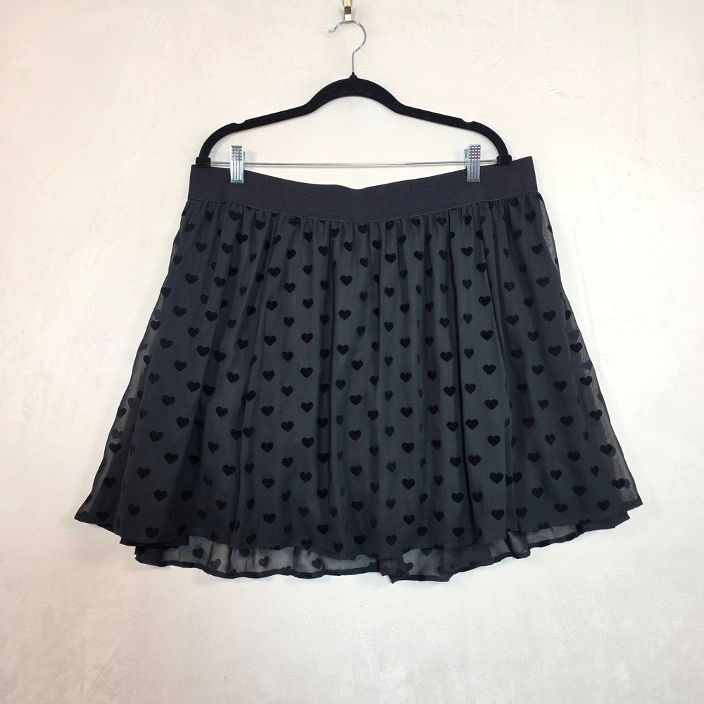 TORRID Mini Skirt Women's 2x Black Flocked Heart Chiffon Coquette Romantic - Picture 8 of 14